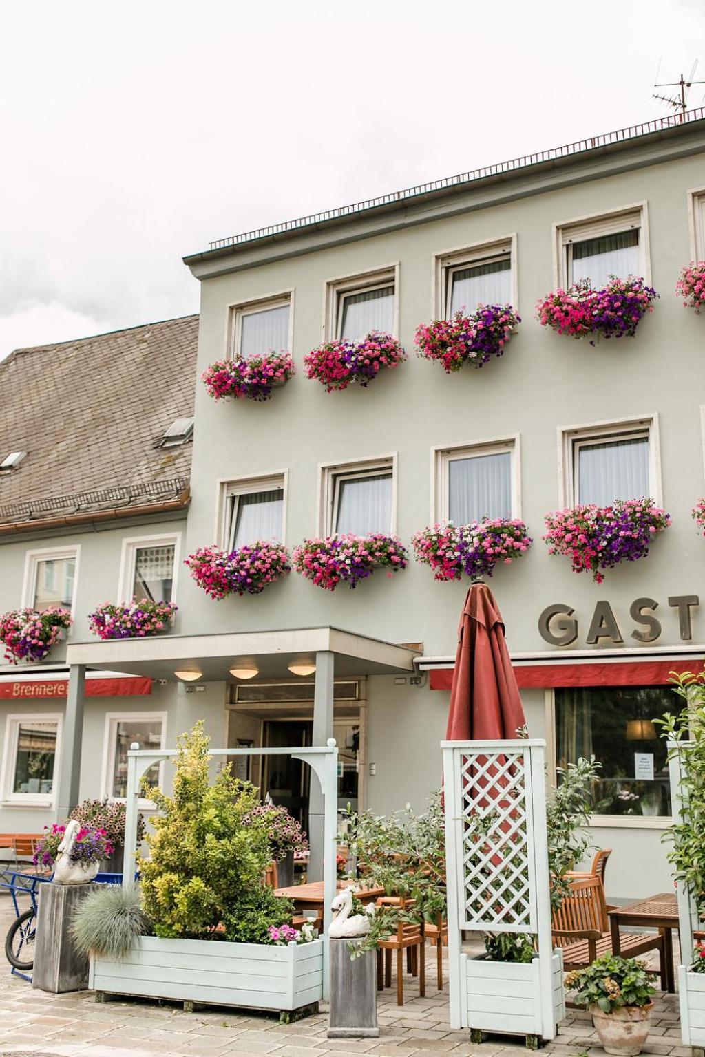 Hotel Brauereigasthof Schwanenbraeu Ebermannstadt Exterior photo